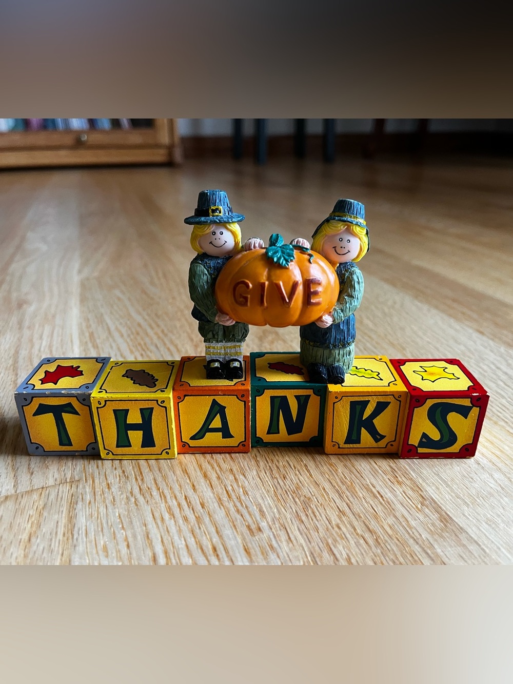 “Give Thanks” Pilgrims, Pumpkins And Blocks Resin And Wood Decor